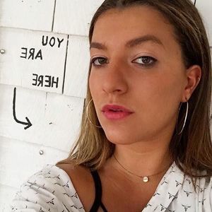 Meet your Posher, Zina